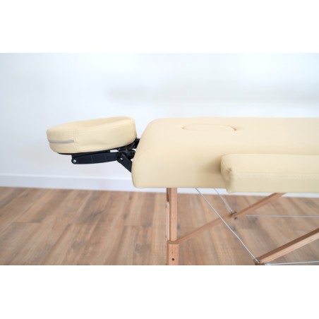 Table de massage Sofia Light avec appui-tête ajustable, idéale pour les thérapies longues.